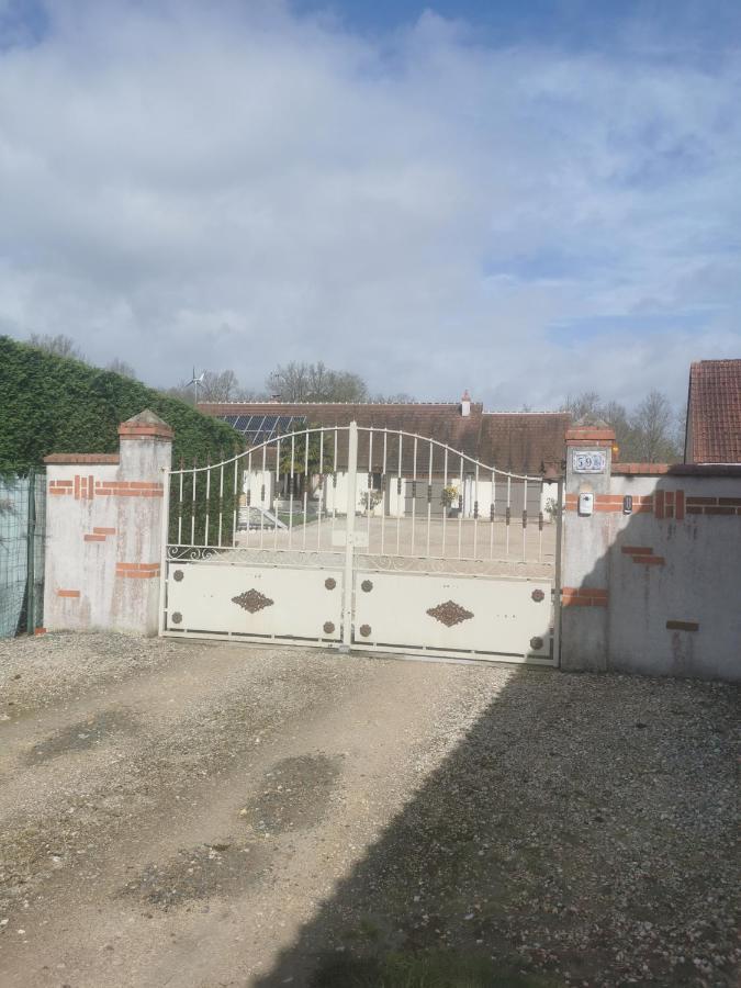 Agréable chambre d’hôte à la campagne Villefranche-sur-Cher Extérieur photo
